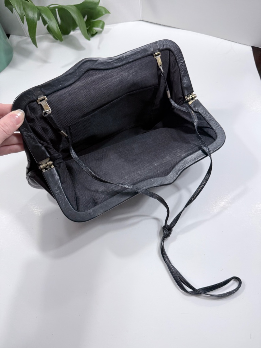 Vintage Black Leather Clutch Bag - Picture 5 of 7